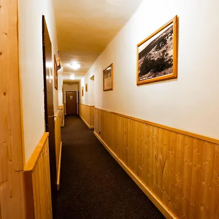 Alpehytte Horska Maty - Az 25 Luzek *